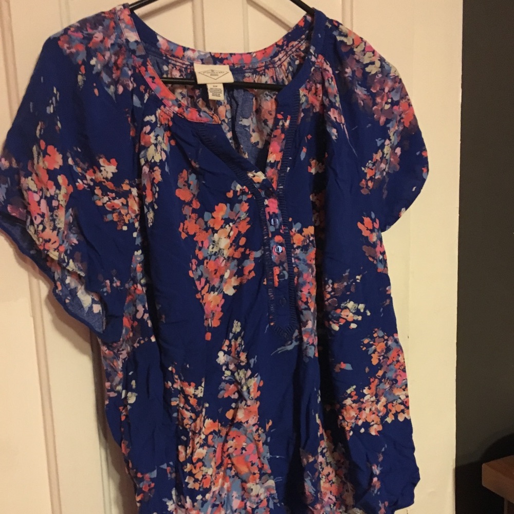 Floral shirt